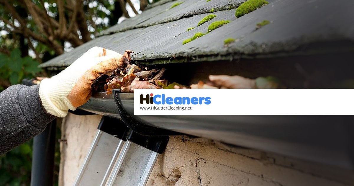 Gutter Cleaning in Stoneham, Massachusetts from HiCleaners